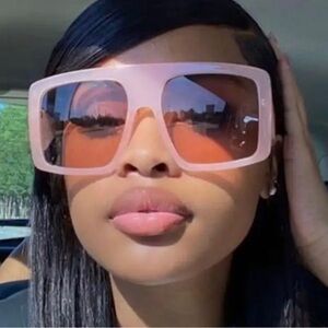 Pink on pink sunglasses brand new never worn! Barbie glasses 🌸 NWOT